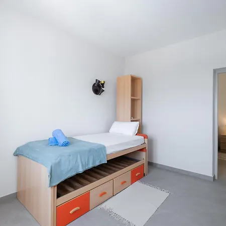 Dalias By Interhome Villa *