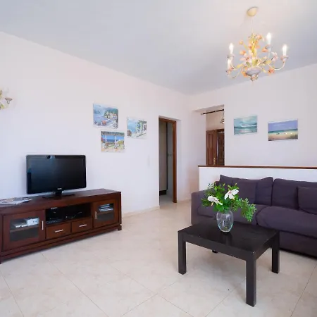 Dalias By Interhome Villa
