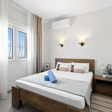 Dalias By Interhome *