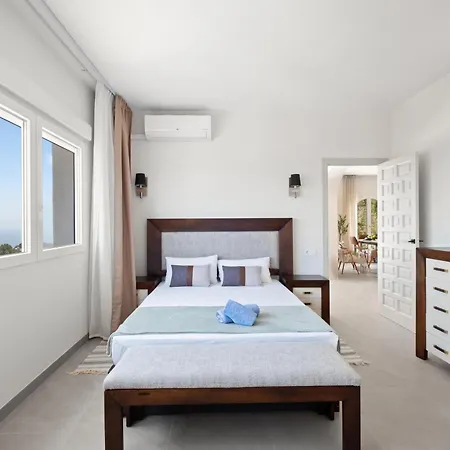 Dalias By Interhome